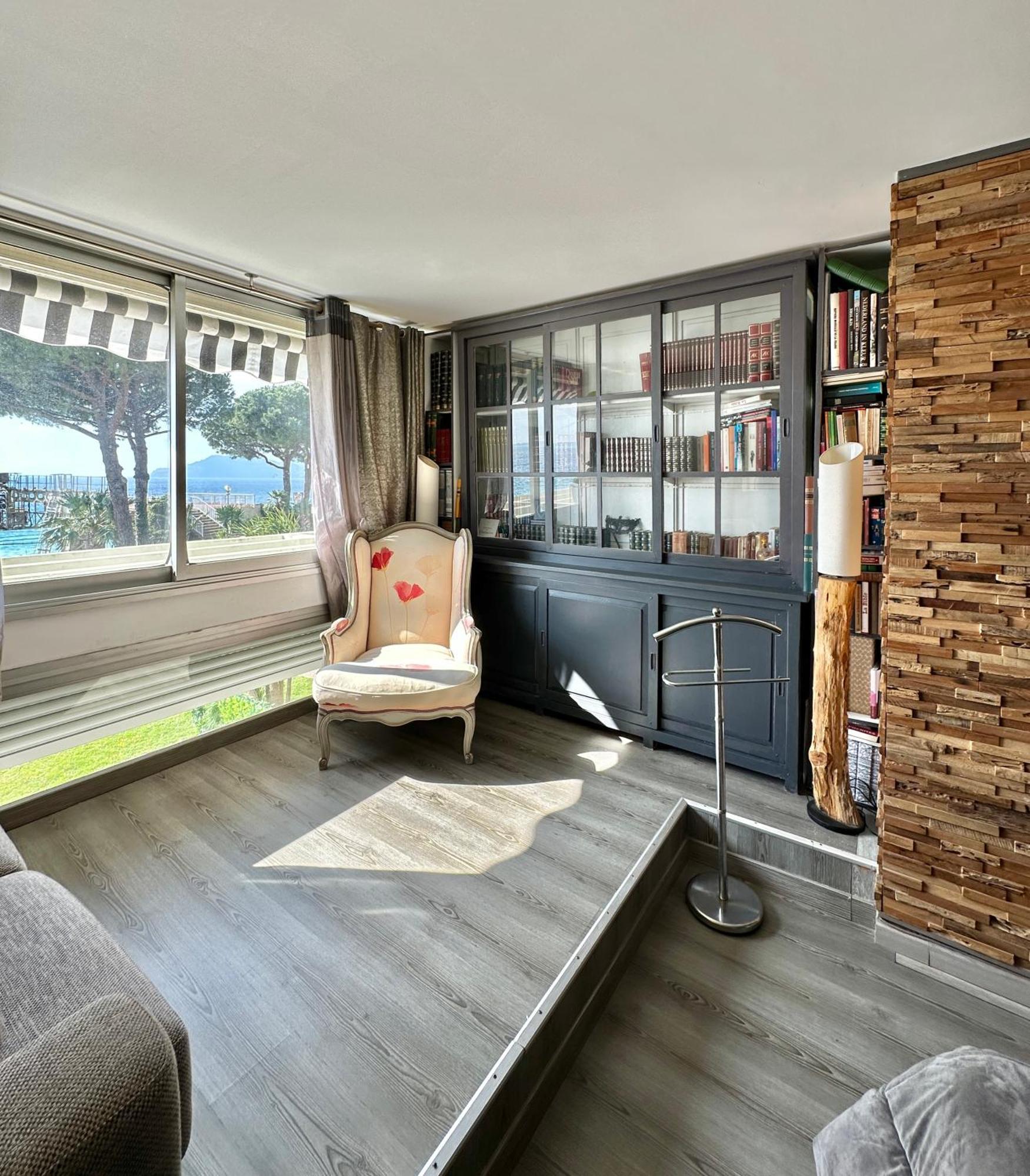 Magnifique Duplex Au Bord De Cannes